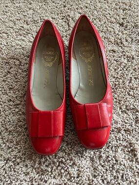 Delman Red Leather Bow Pumps for Women